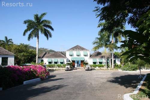 Round Hill Hotel & Villas 27